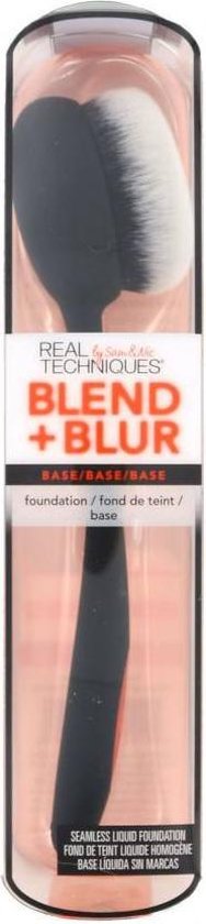 Real Techniques Blend + Blur Face, Neck + Body Application